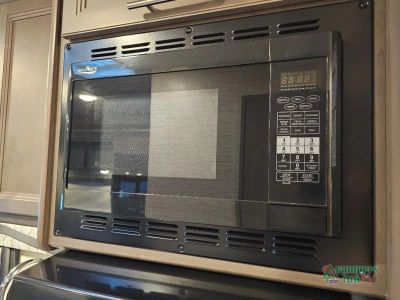 2023 Thor Motor Coach Outlaw — photo 36 view