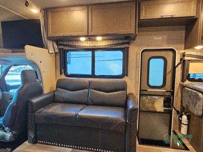 2023 Thor Motor Coach Outlaw — photo 46 view
