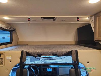 2023 Thor Motor Coach Outlaw — photo 19 view
