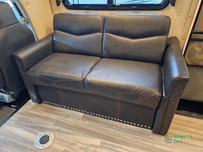 2023 Thor Motor Coach Outlaw — photo 47 view