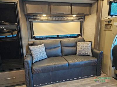 2023 Thor Motor Coach Outlaw — photo 43 view
