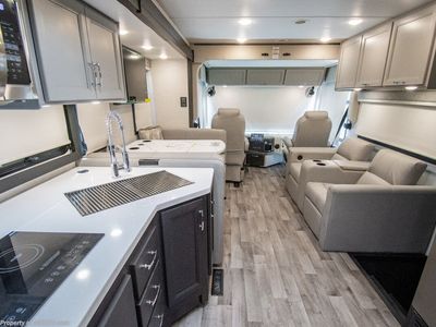2026 Thor Motor Coach Palazzo GT - Photo 3