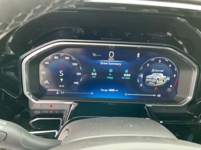 2026 Chevrolet Silverado 1500 - Photo 9