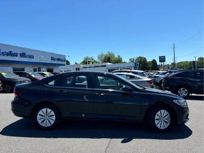 2019 Volkswagen Jetta — rear three-quarter view