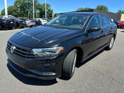 2019 Volkswagen Jetta — detail view
