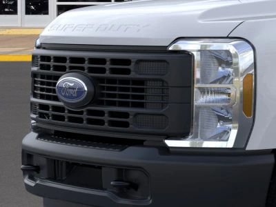 2026 Ford Chassis Cab - Photo 17