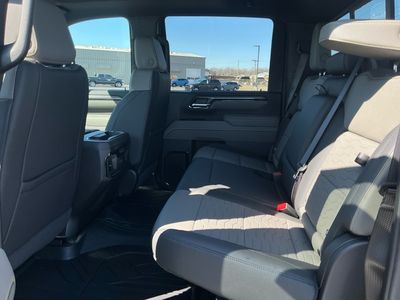 2026 Chevrolet Silverado 2500HD — photo 16 view