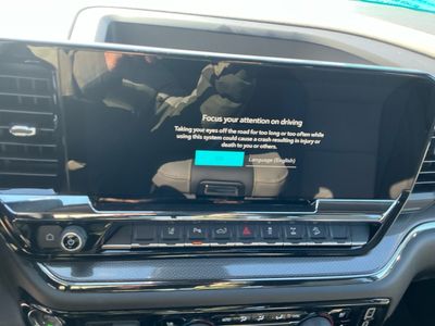 2026 Chevrolet Silverado 2500HD — photo 11 view
