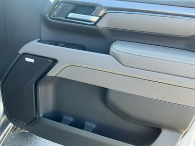 2026 Chevrolet Silverado 2500HD — photo 21 view