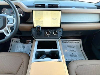 2026 Land Rover Defender 130 — photo 16 view