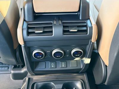 2026 Land Rover Defender 130 — photo 17 view