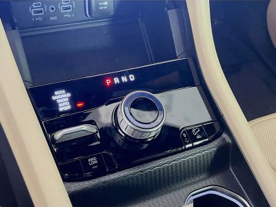 2024 Jeep Grand Cherokee — photo 16 view