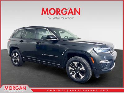 2024 Jeep Grand Cherokee 4xe in Brown — front three-quarter view