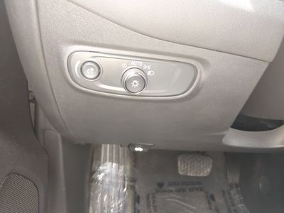 2023 Chevrolet Equinox - Photo 13