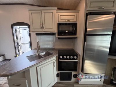 2021 Keystone RV Cougar Half-Ton - Photo 14