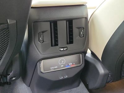2026 BMW X3 — photo 12 view