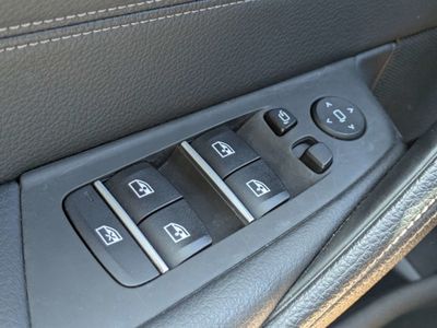 2021 BMW 5 Series - Photo 20