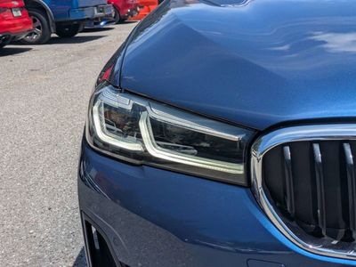 2021 BMW 5 Series - Photo 9
