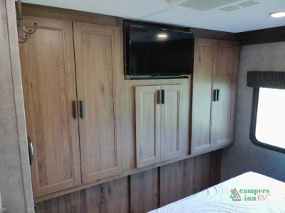 2022 Forest River RV Forester Classic — photo 44 view