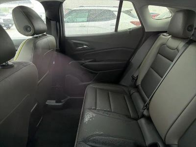2025 Chevrolet Trax - Photo 8