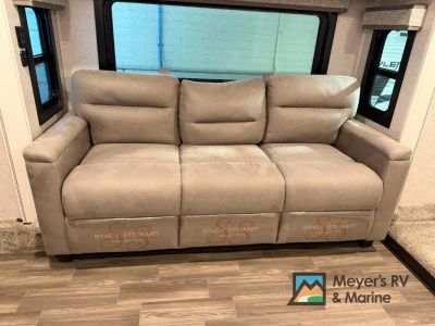 2024 Jayco North Point - Photo 13