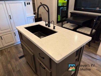 2024 Jayco North Point - Photo 9