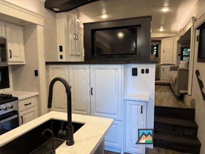 2024 Jayco North Point - Photo 5