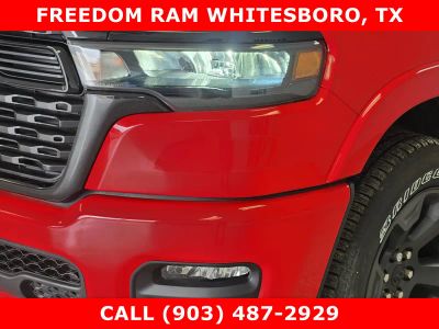 2025 RAM 1500 — detail view