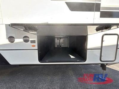 2026 Keystone RV Montana - Photo 8