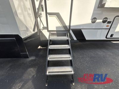 2026 Keystone RV Montana - Photo 14