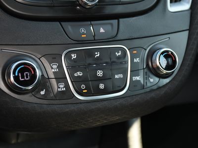 2023 Chevrolet Malibu - Photo 13
