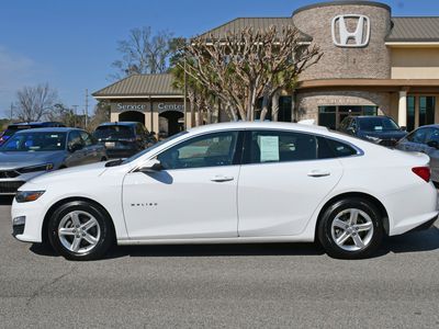 2023 Chevrolet Malibu - Photo 1