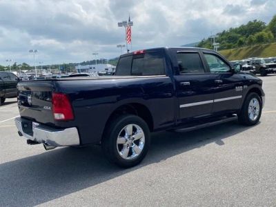 2017 RAM 1500 — detail view