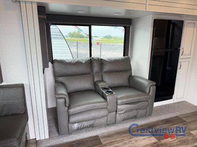 2023 Keystone RV Cougar Half-Ton - Photo 8