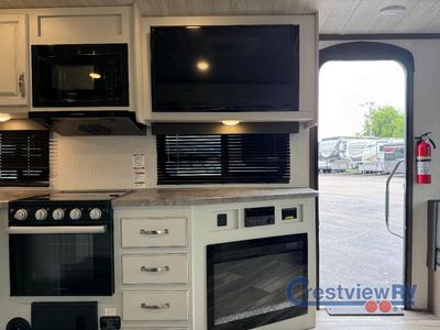 2023 Keystone RV Cougar Half-Ton - Photo 9