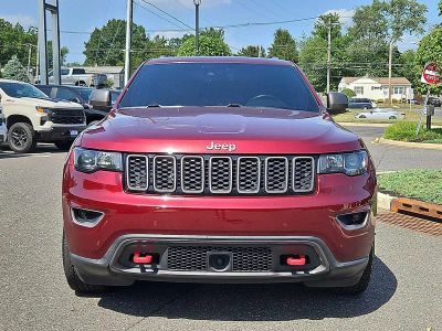 2021 Jeep Grand Cherokee — side profile view