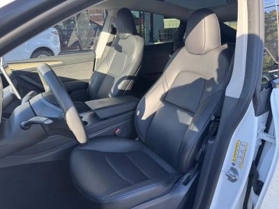 2023 Tesla Model Y — photo 12 view