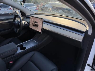 2023 Tesla Model Y — photo 22 view