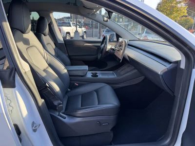 2023 Tesla Model Y — photo 20 view