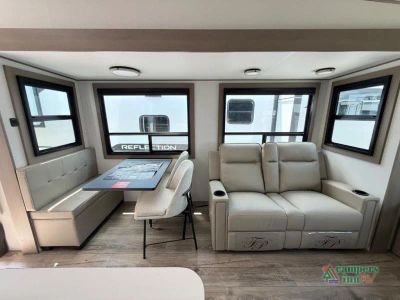 2027 Grand Design Reflection — photo 11 view