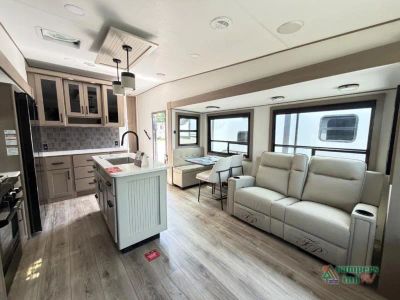 2027 Grand Design Reflection — photo 10 view