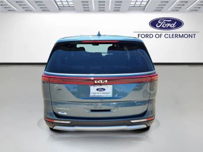 2023 Kia Carnival — interior view