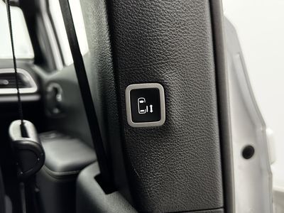 2025 Chrysler Pacifica - Photo 32