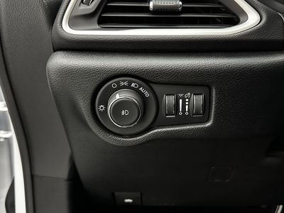 2025 Chrysler Pacifica - Photo 21