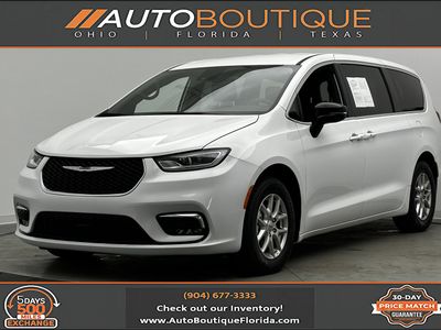 2025 Chrysler Pacifica - Photo 1