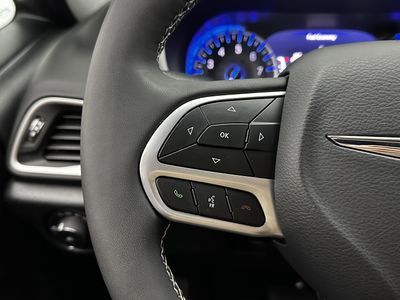 2025 Chrysler Pacifica - Photo 19