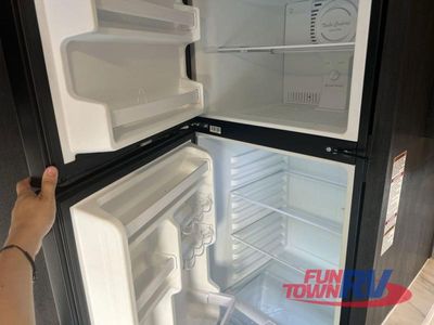 2022 Forest River RV Ozark - Photo 11
