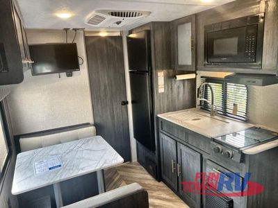 2022 Forest River RV Ozark - Photo 6