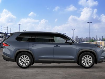 2026 Toyota Grand Highlander Hybrid - Photo 14