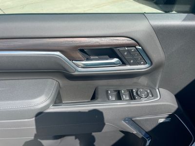 2025 GMC Sierra 3500HD — photo 7 view